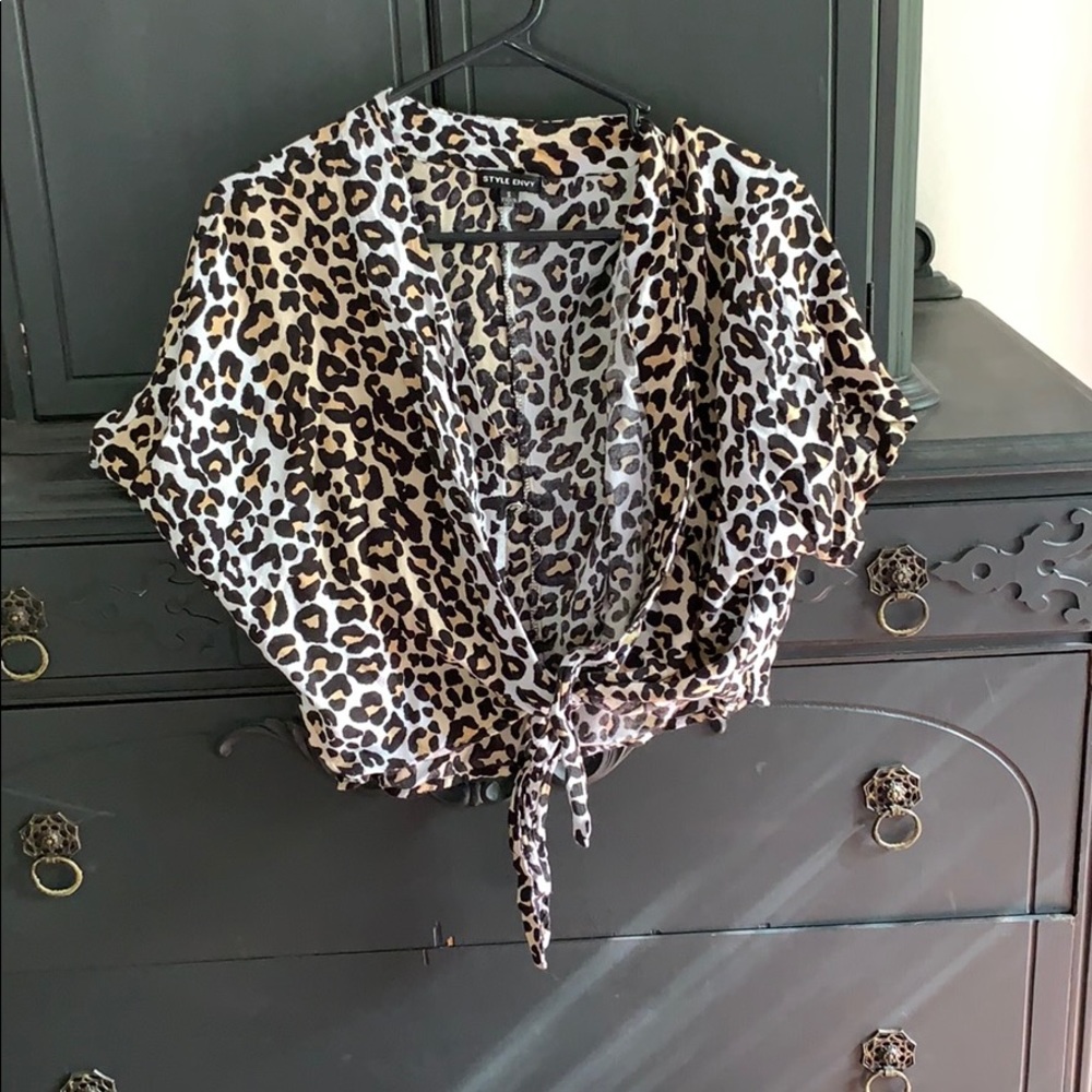 Style Envy button up blouse